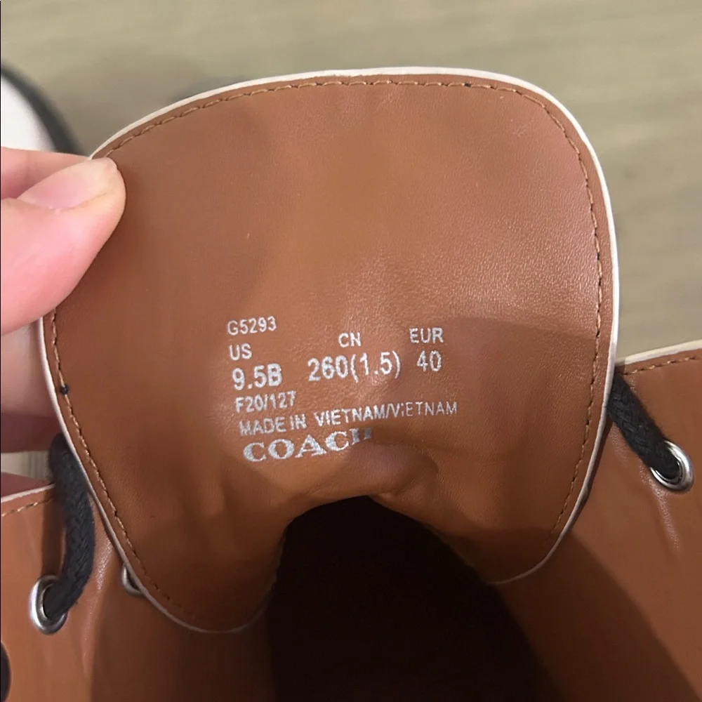 Coach Restored Lorimer Bootie Size 9.5 in Chalk White - Picture 11 of 14